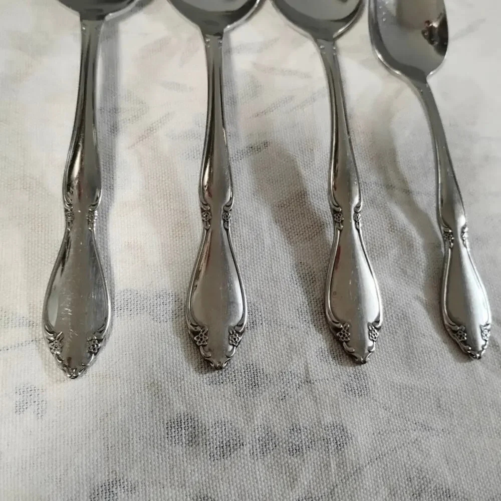 4 Pieces Oneida Berkeley Square Spoons 3 Place Oval Soup Teaspoon Stainless USA